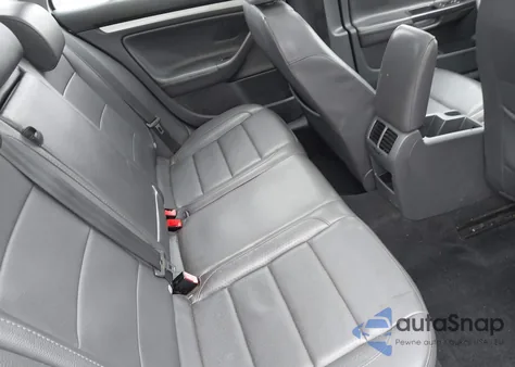 2009 Volkswagen Jetta 2.5L Se z USA, uszkodzony, nr VIN 3VWTZ71K69M281434